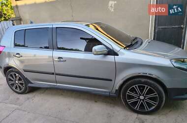 Хэтчбек Geely MK Cross 2012 в 