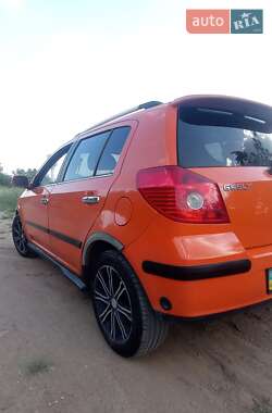 Хэтчбек Geely MK Cross 2013 в 