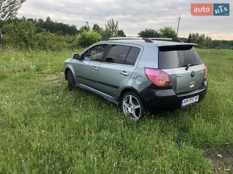 Хетчбек Geely MK Cross 2012 в Чуднові