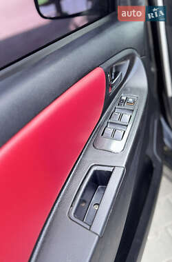 Хэтчбек Geely MK Cross 2012 в 