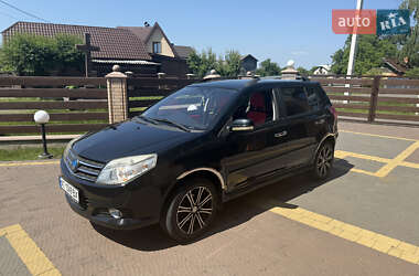 Хэтчбек Geely MK Cross 2015 в 