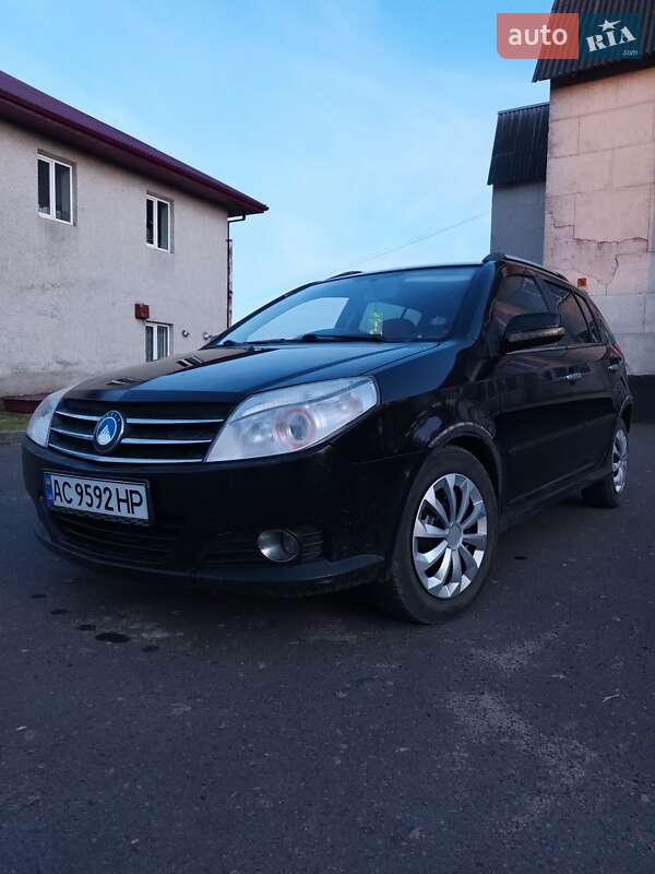 Хэтчбек Geely MK Cross 2013 в 