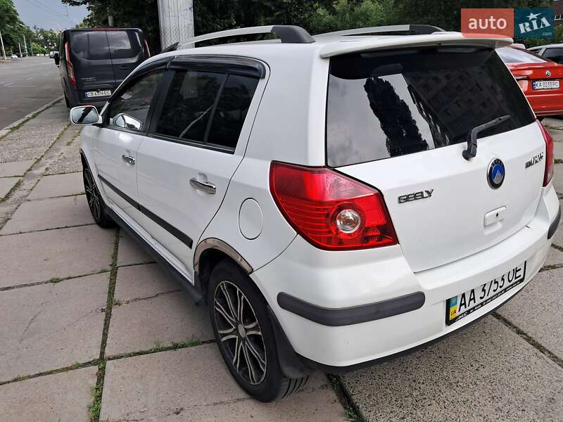 Хетчбек Geely MK Cross 2013 в Києві