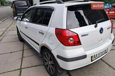 Хэтчбек Geely MK Cross 2013 в 