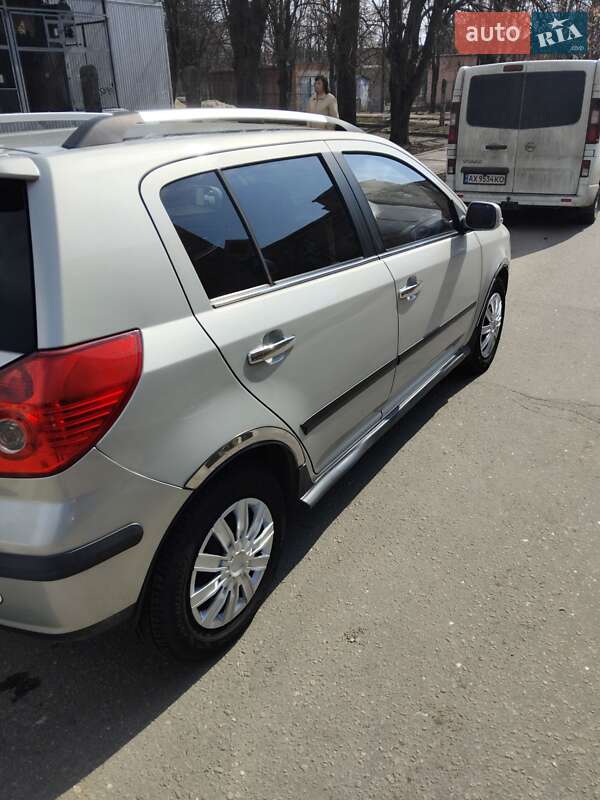 Хэтчбек Geely MK Cross 2014 в Харькове