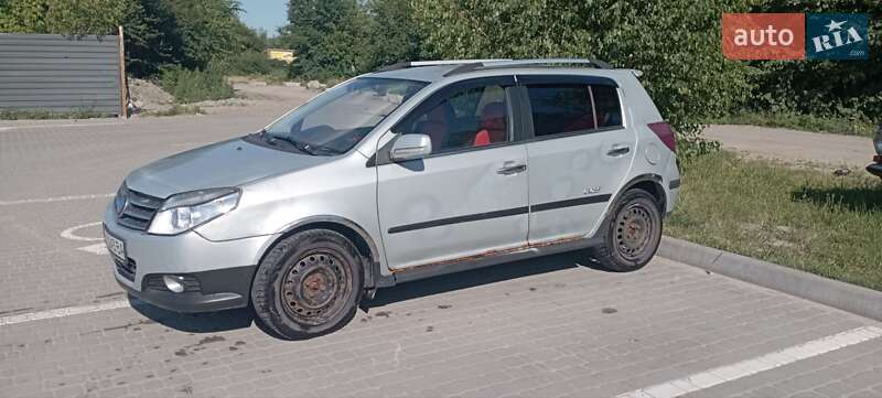 Хэтчбек Geely MK Cross 2013 в Ирпене