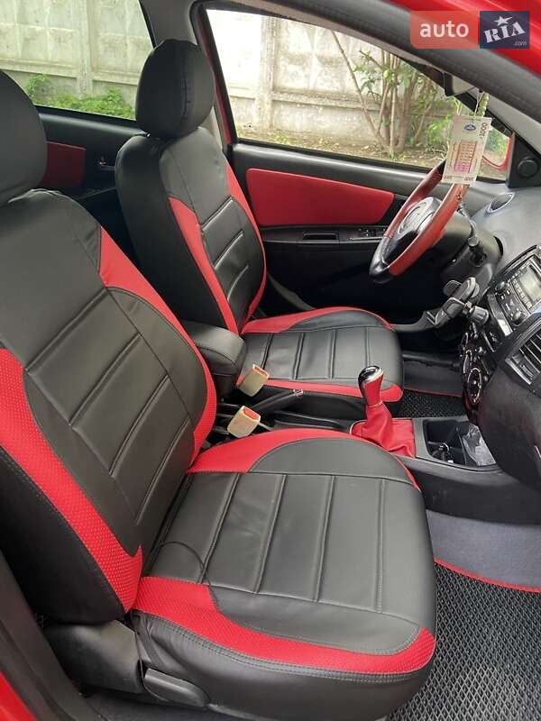 Хетчбек Geely MK Cross 2014 в Мукачевому