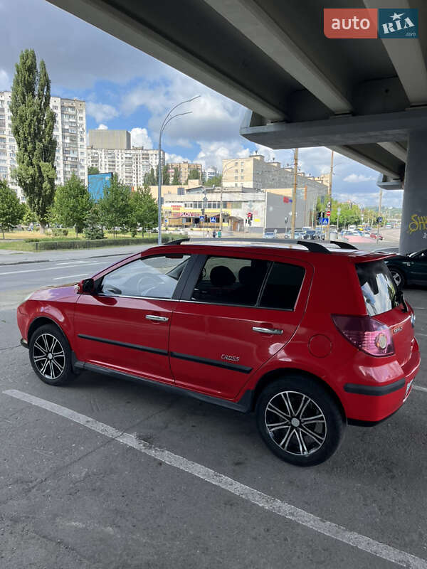 Хэтчбек Geely MK Cross 2013 в 