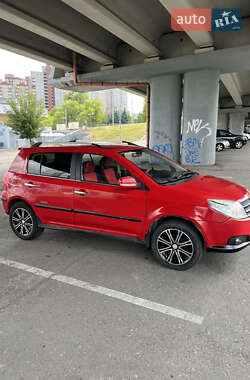 Хэтчбек Geely MK Cross 2013 в 