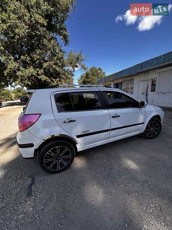 Хэтчбек Geely MK Cross 2013 в Запорожье