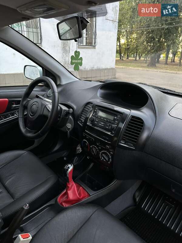 Хэтчбек Geely MK Cross 2013 в Кривом Роге