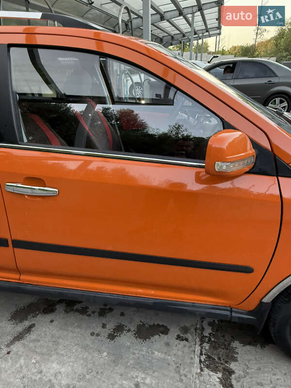 Хэтчбек Geely MK Cross 2013 в Киеве фото 5 Хэтчбек Geely MK Cross 2013 в Киеве