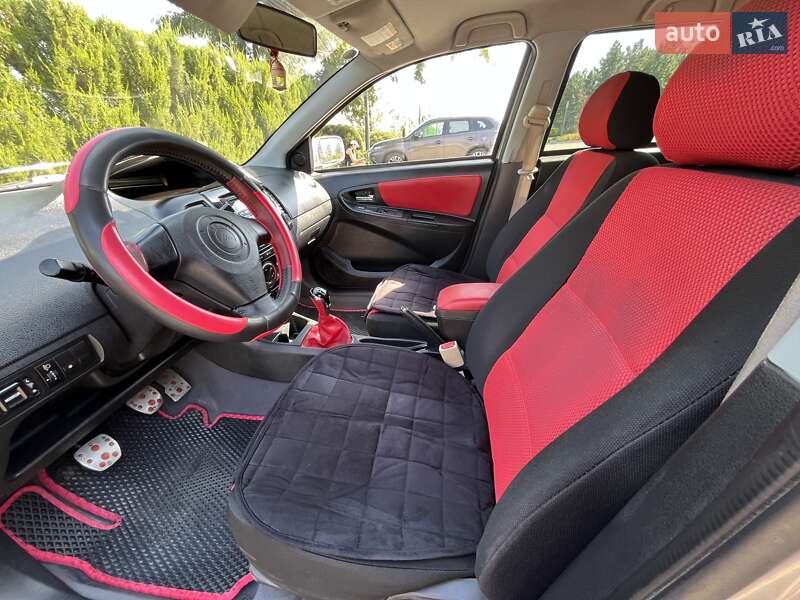 Хэтчбек Geely MK Cross 2013 в Днепре