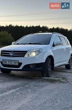Хетчбек Geely MK Cross 2013 в 