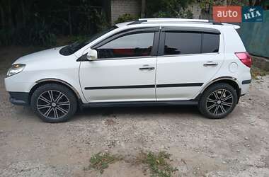 Хетчбек Geely MK Cross 2014 в 