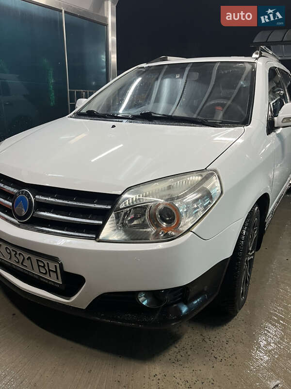 Хетчбек Geely MK Cross 2013 в 