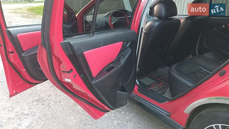 Хэтчбек Geely MK Cross 2012 в Прилуках