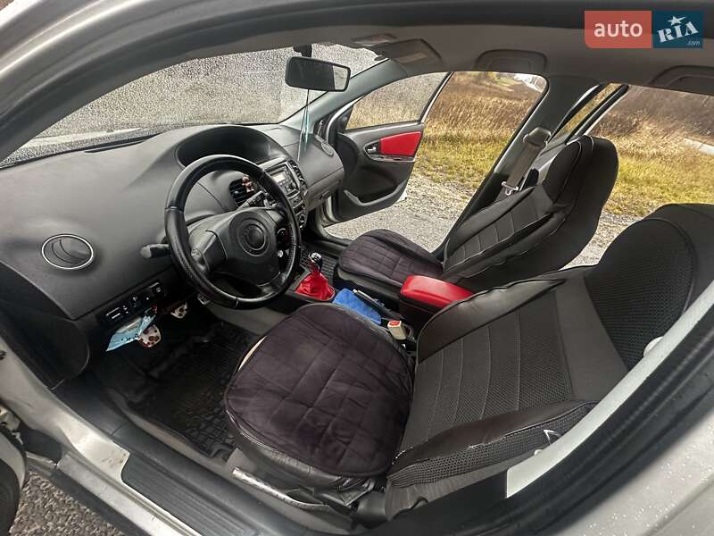 Хэтчбек Geely MK Cross 2013 в Любаре