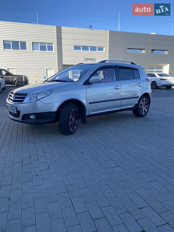 Хэтчбек Geely MK Cross 2013 в Львове фото 3 Хэтчбек Geely MK Cross 2013 в Львове