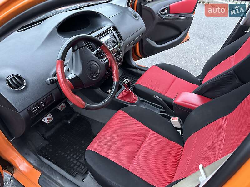 Хетчбек Geely MK Cross 2014 в Києві фото 20 Хетчбек Geely MK Cross 2014 в Києві