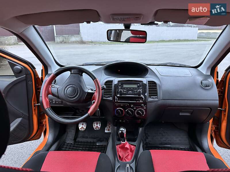 Хетчбек Geely MK Cross 2014 в Києві фото 24 Хетчбек Geely MK Cross 2014 в Києві