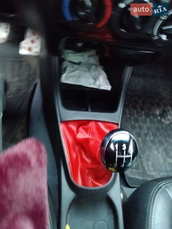 Хэтчбек Geely MK Cross 2013 в Кременчуге фото 7 Хэтчбек Geely MK Cross 2013 в Кременчуге