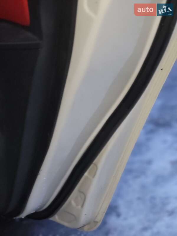 Хэтчбек Geely MK Cross 2013 в Кривом Роге