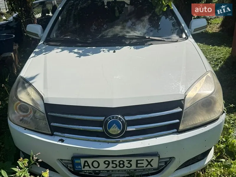 Geely MK Cross 2013
