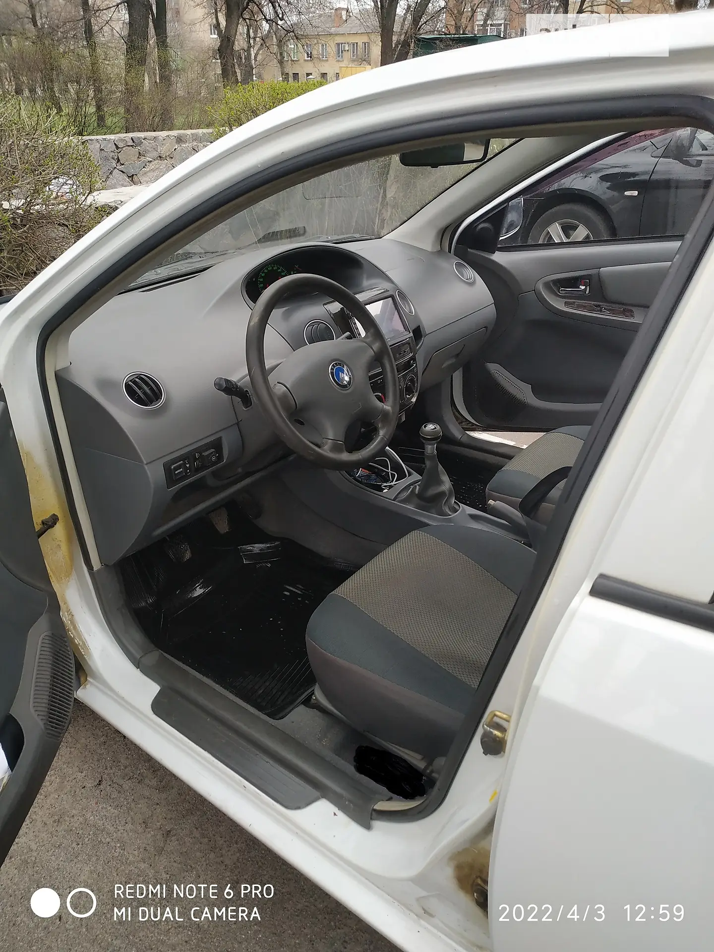 2010 Geely MK - мініатюра 4