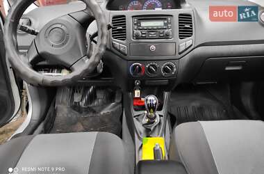 Седан Geely MK 2012 в 