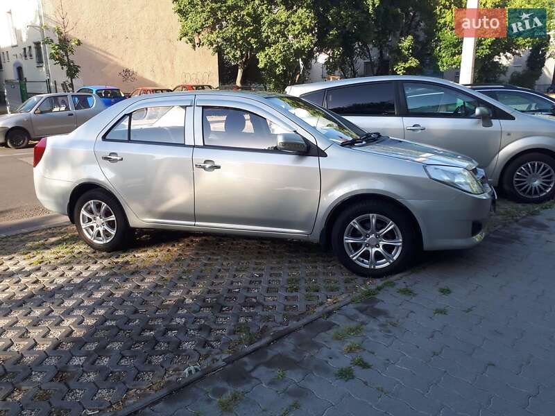 Седан Geely MK 2011 в Ужгороде