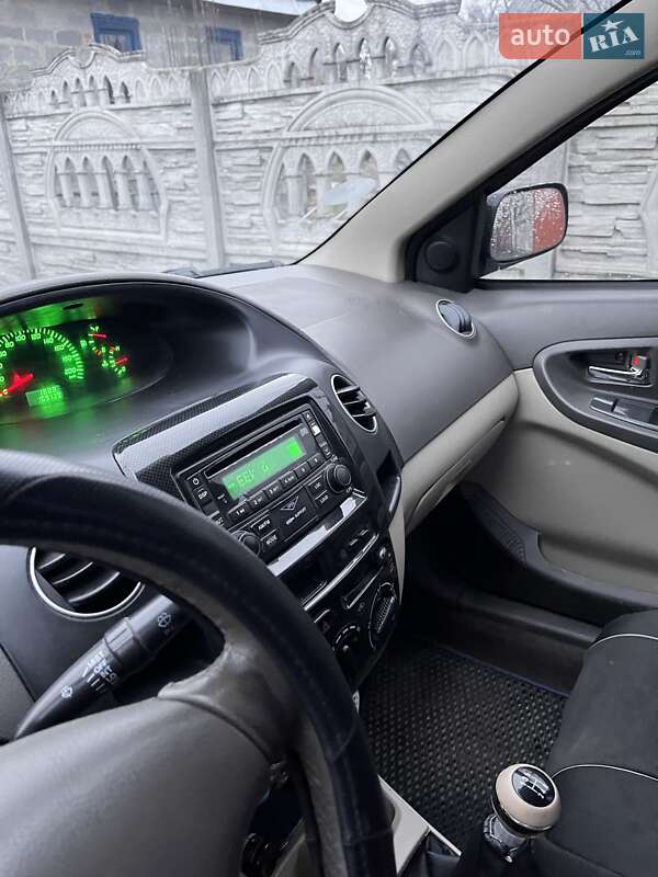 Седан Geely MK 2008 в Ровно