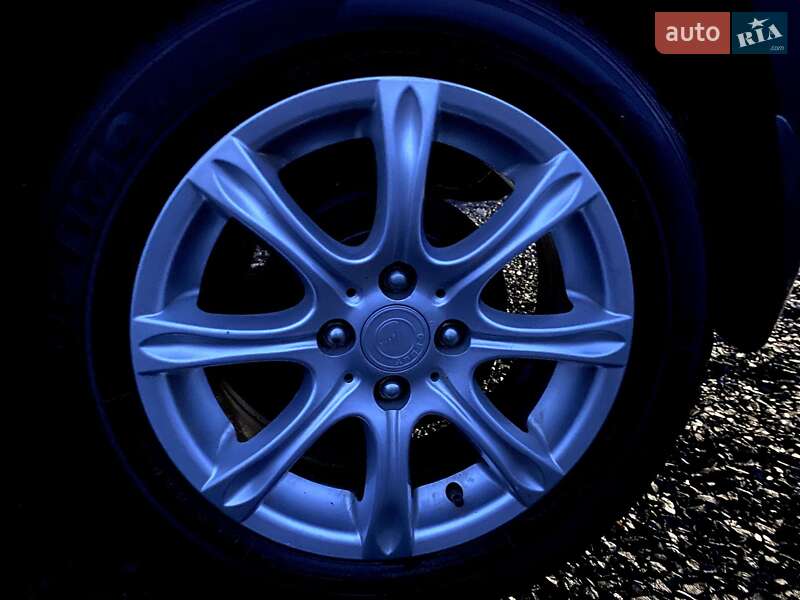 Седан Geely MK 2010 в Вараше