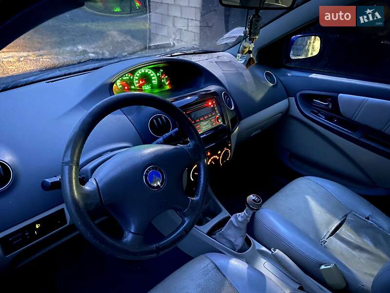 Седан Geely MK 2010 в Вараші фото 9 Седан Geely MK 2010 в Вараші