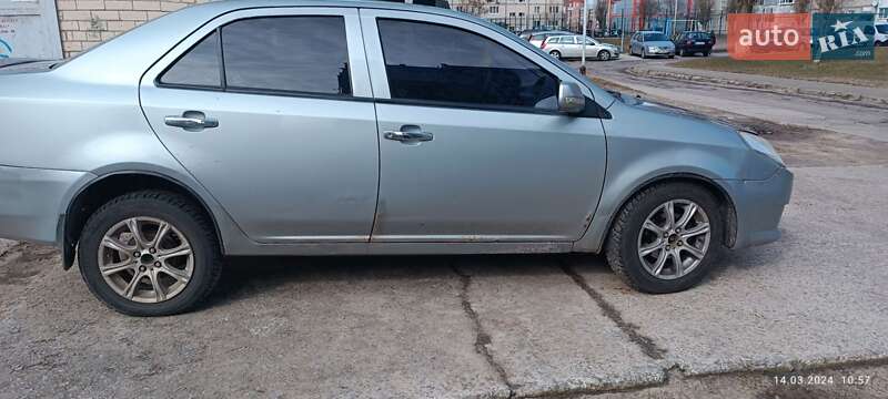 Седан Geely MK 2009 в Вараше