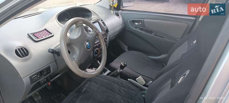 Седан Geely MK 2009 в Вараше