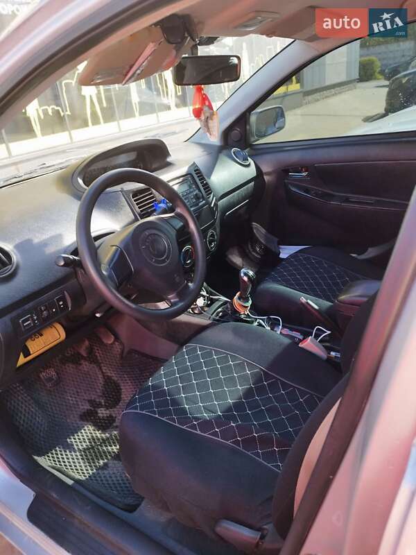 Седан Geely MK 2013 в Мукачево