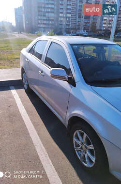 Седан Geely MK 2013 в 