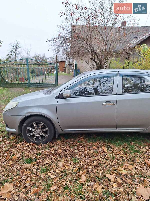 Седан Geely MK 2013 в Львове
