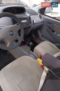 Седан Geely MK 2012 в 