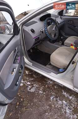 Седан Geely MK 2012 в 