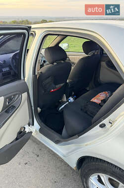 Седан Geely MK 2008 в 