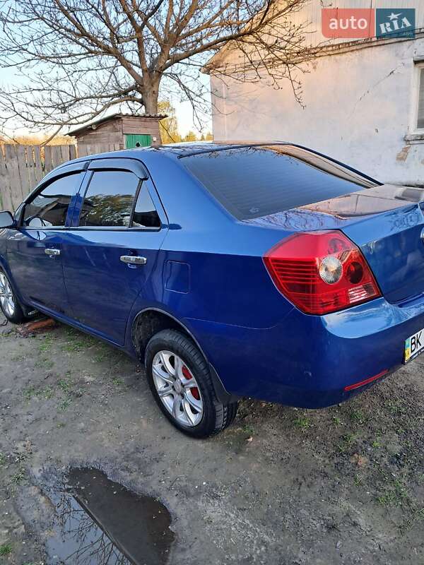 Седан Geely MK 2008 в Дерно