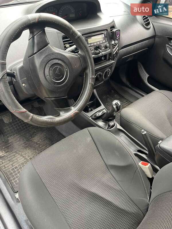 Седан Geely MK 2013 в Мукачево