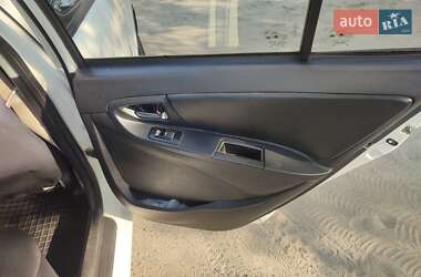 Седан Geely MK 2013 в 