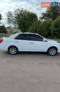 Седан Geely MK 2012 в 