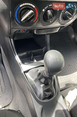 Седан Geely MK 2012 в 