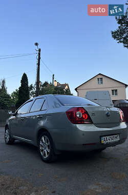 Седан Geely MK 2013 в 