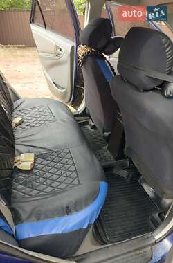 Седан Geely MK 2010 в 