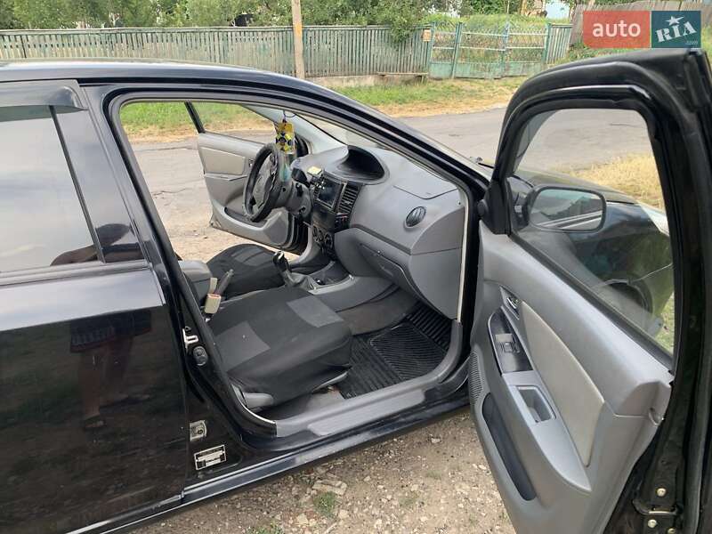 Седан Geely MK 2011 в Тульчине